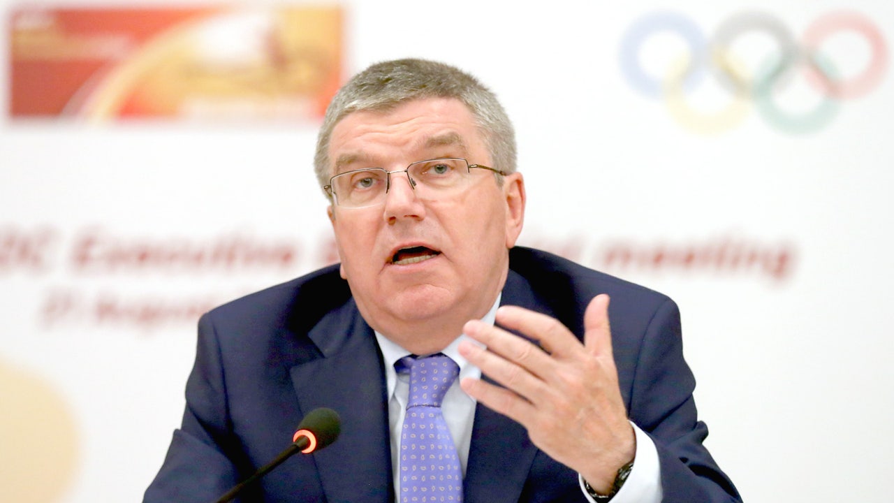 IOC chief: FIFA must consider external candidate for president